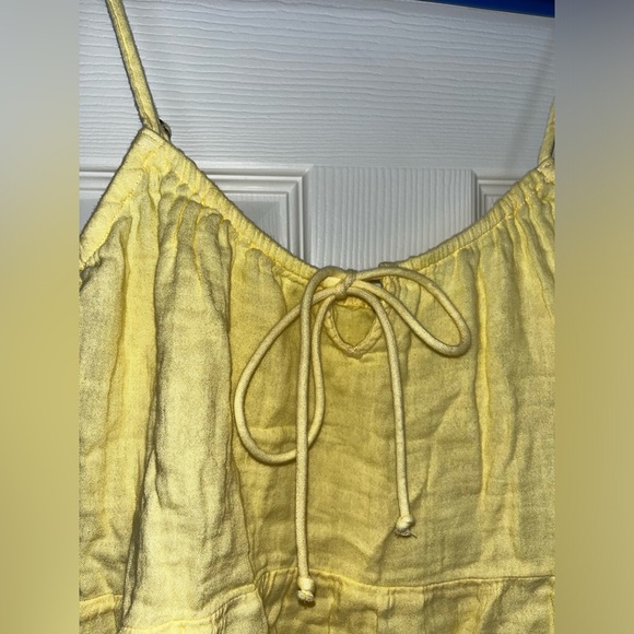 Old Navy Yellow Tank Top - Picture 4 of 6
